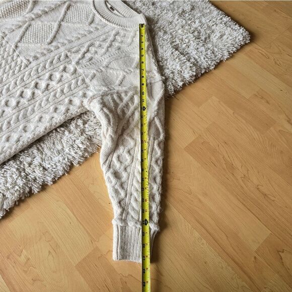 Free People Leslie Cable Knit Oversize Sweater Size XS Ivory - Picture 13 of 16